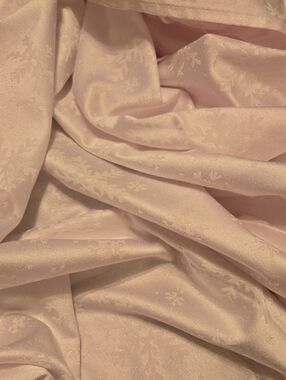 Luxury White Holiday Snowflake Pattern Tablecloth - Soft Decorative Drape